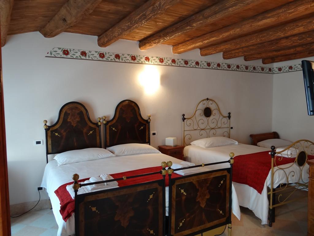 Le Camere Della Bice 네그라르 객실 사진